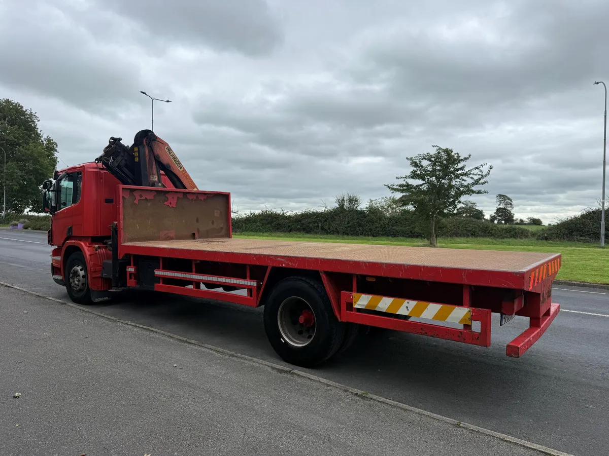 Scania P320 C/W CRANE - Image 4