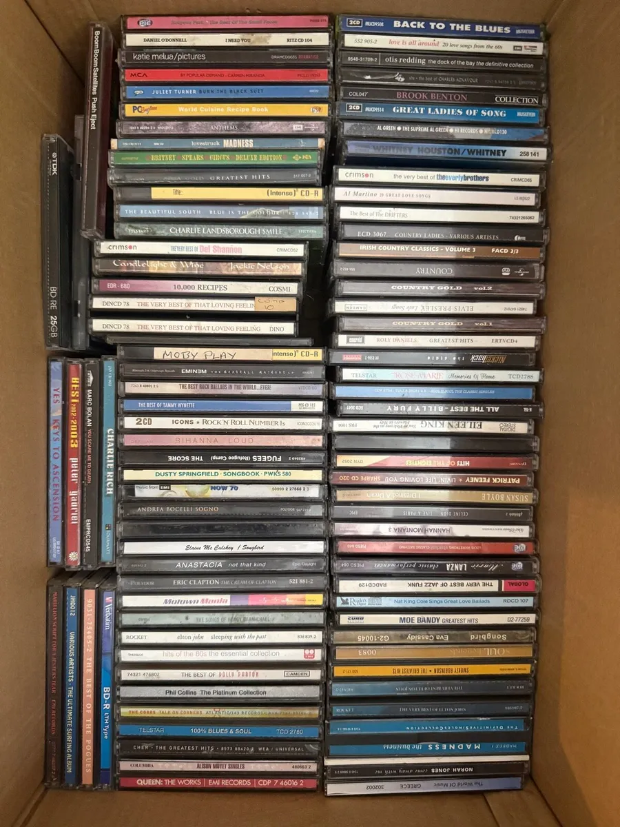 Box of over 100 CDs - Best of the 70s, 80s & 90s - Image 2