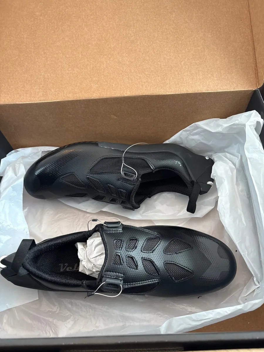 Velovetta Aero TT bike shoes - Image 1
