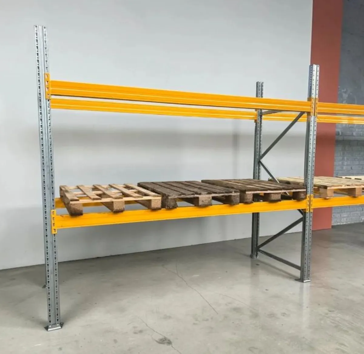 Large variety of sizes  used racking - Image 3