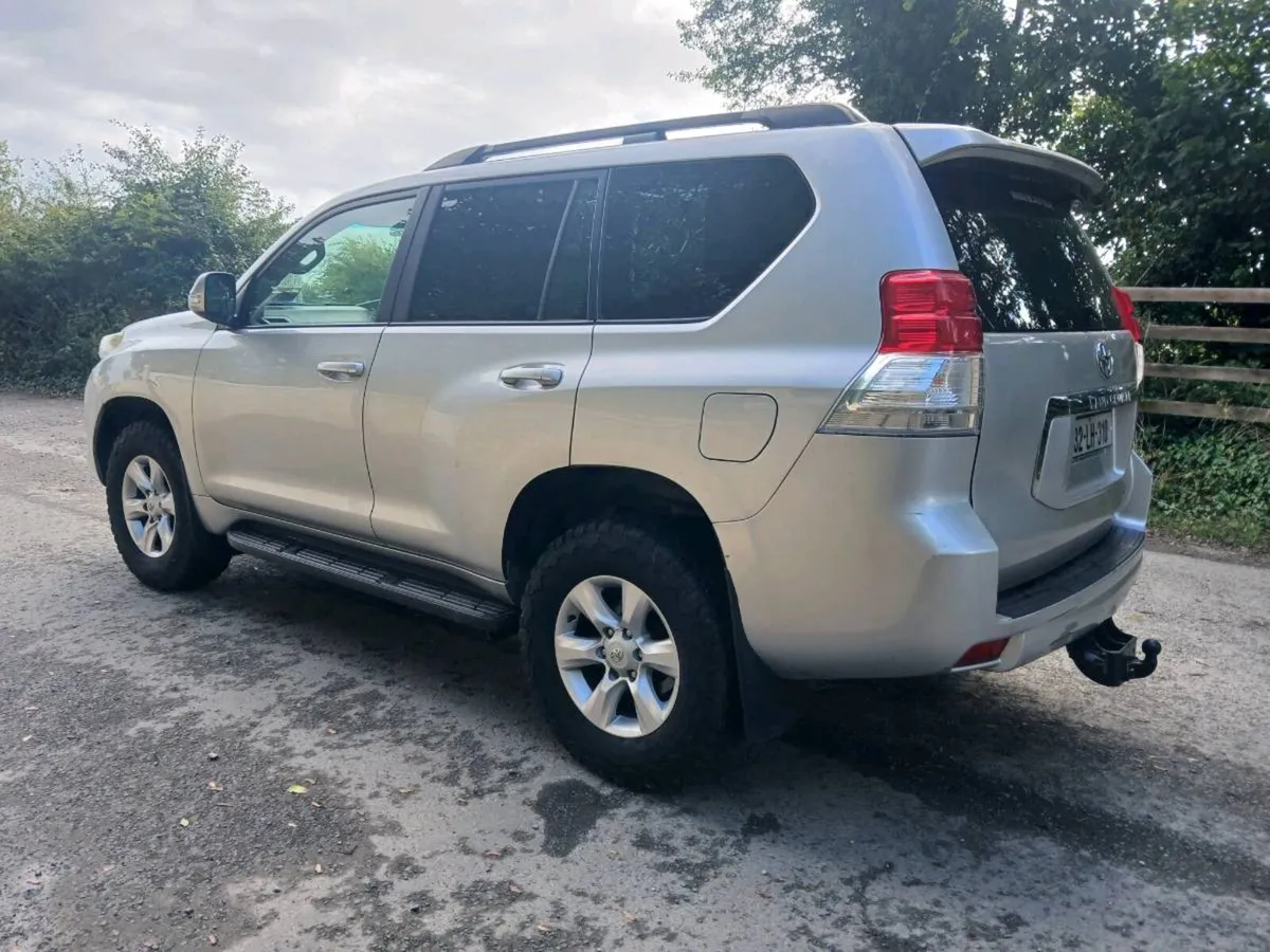 Toyota landcruiser - Image 4