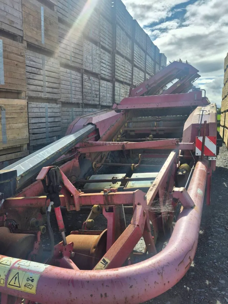 Potato and carrot harvester - Image 3