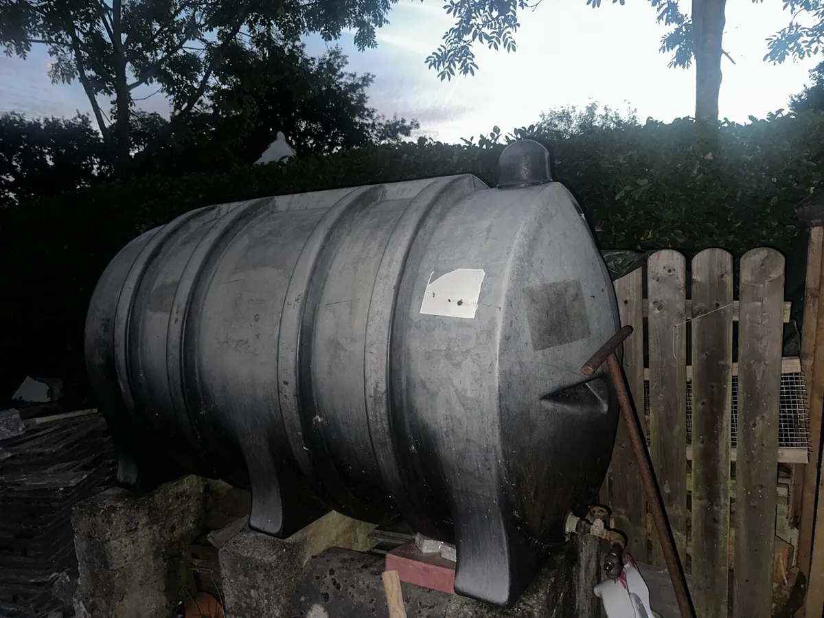 Free Oil Tank - Image 1
