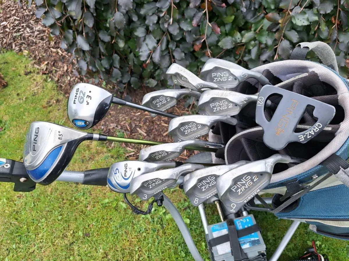 Golf clubs. Ping and electric trolley - Image 2