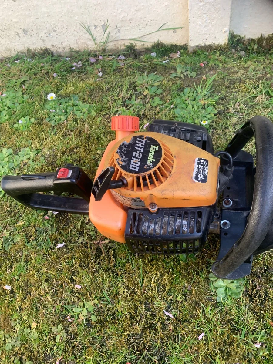 Hedge cutter - Image 1