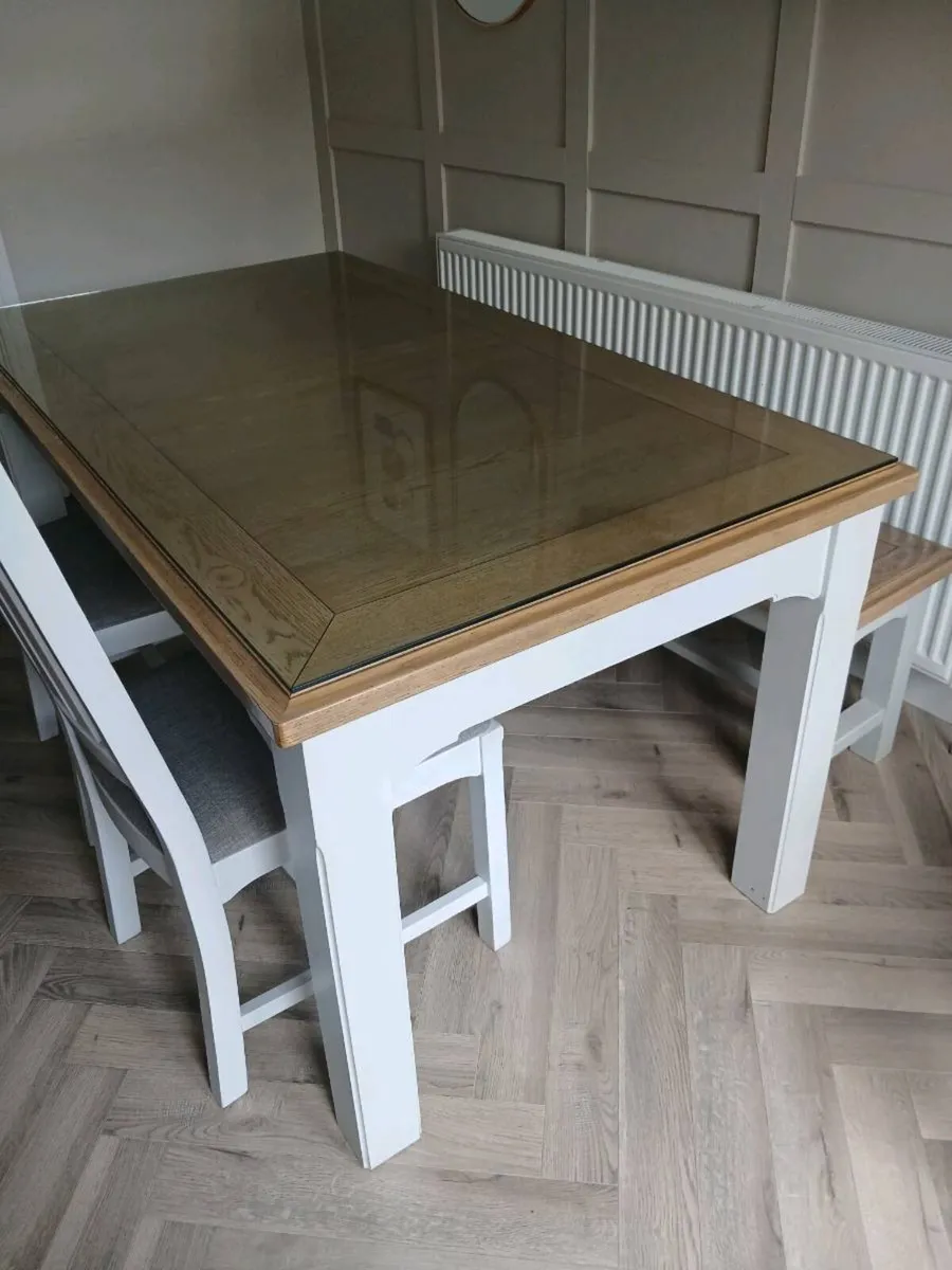 Table 2 chairs + bench - Image 3