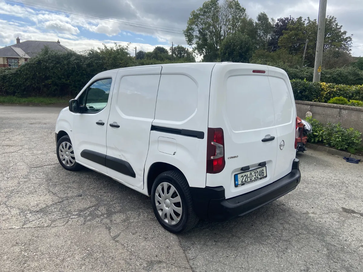 Opel Combo 2022 taxed and tested - Image 4