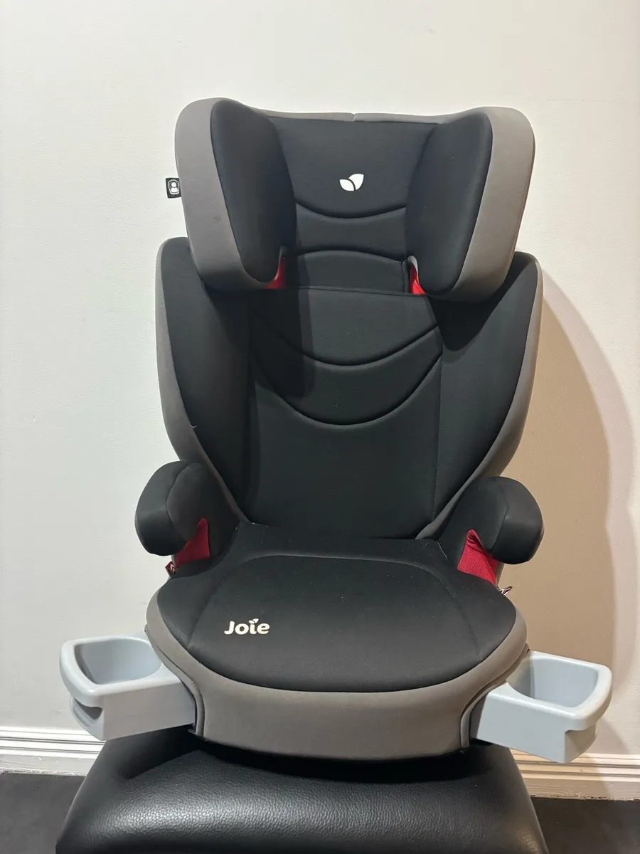 Joie booster seat seatbelt installation - Image 1