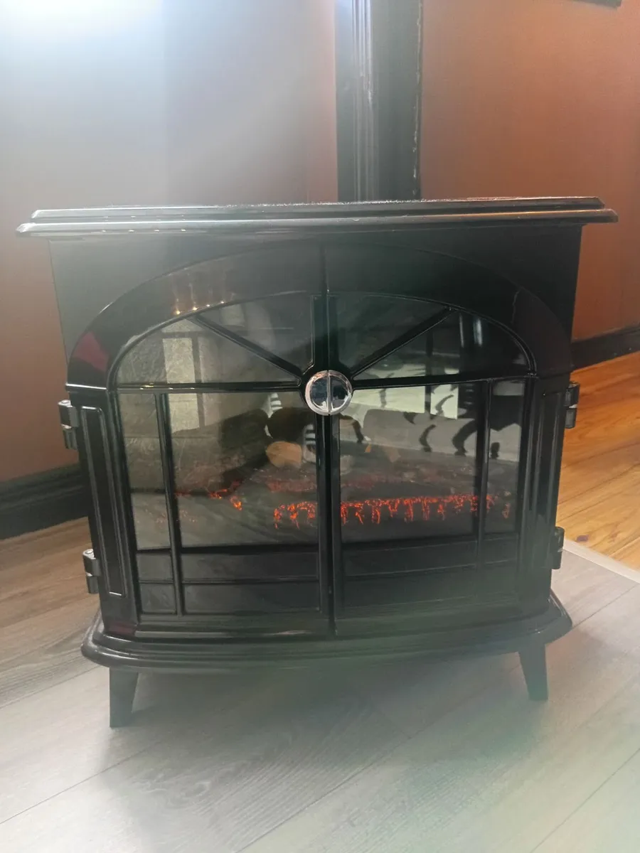 Dimplex stove - Image 1