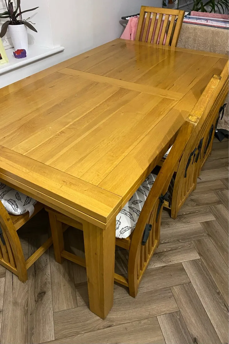 Kitchen table - Image 3