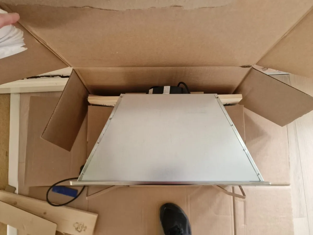 Brand New kitchen extractor fan canopy hood - Image 2