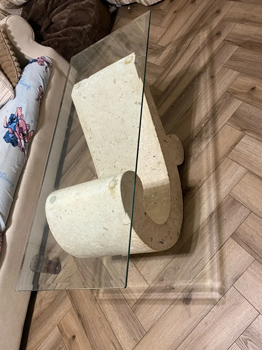 Coffee table - Image 1