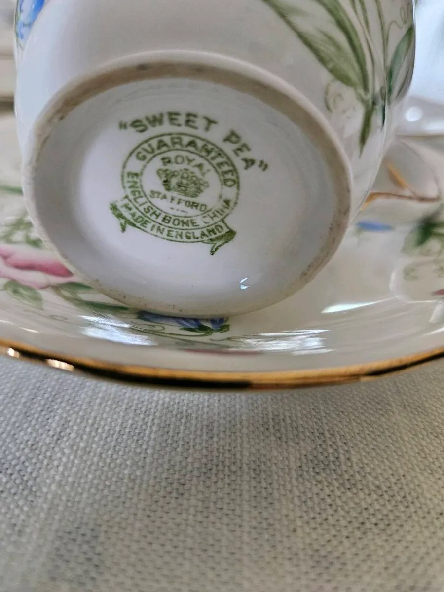 Vintage Royal Stafford "Sweet Pea" Bone China - Image 4