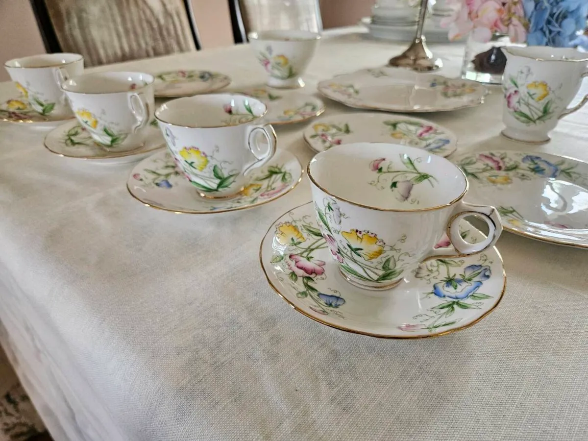 Vintage Royal Stafford "Sweet Pea" Bone China - Image 2
