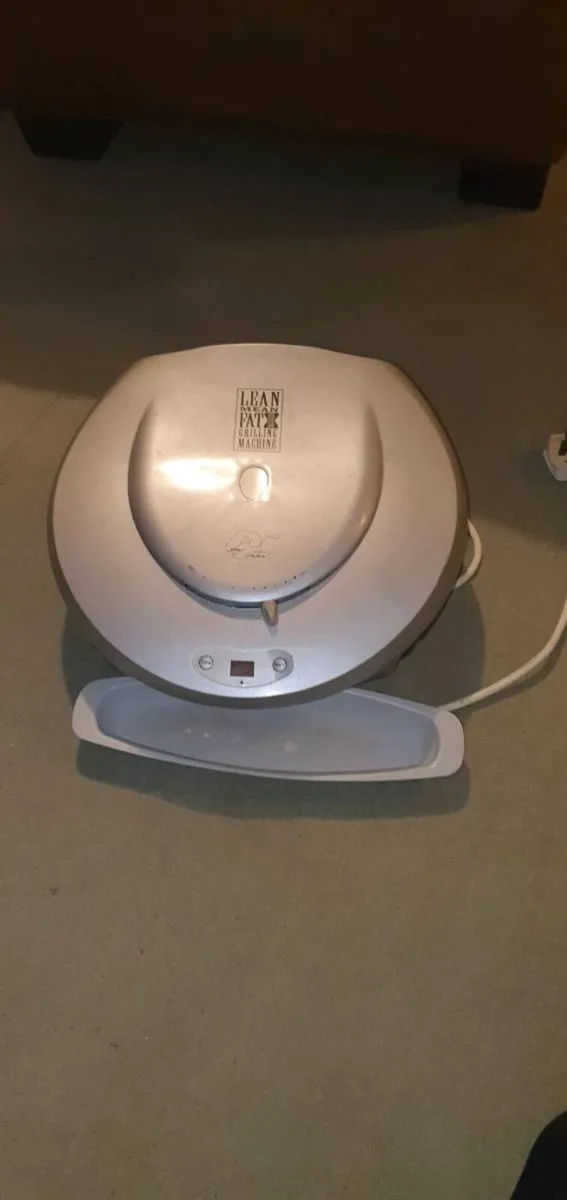 Large George Foreman Health Grill with Drip Tray - - Image 2