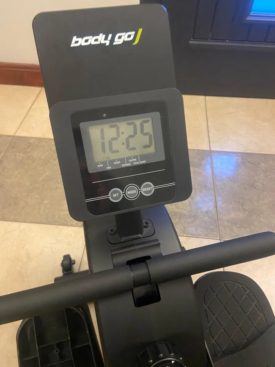 Rowing machine - Image 3