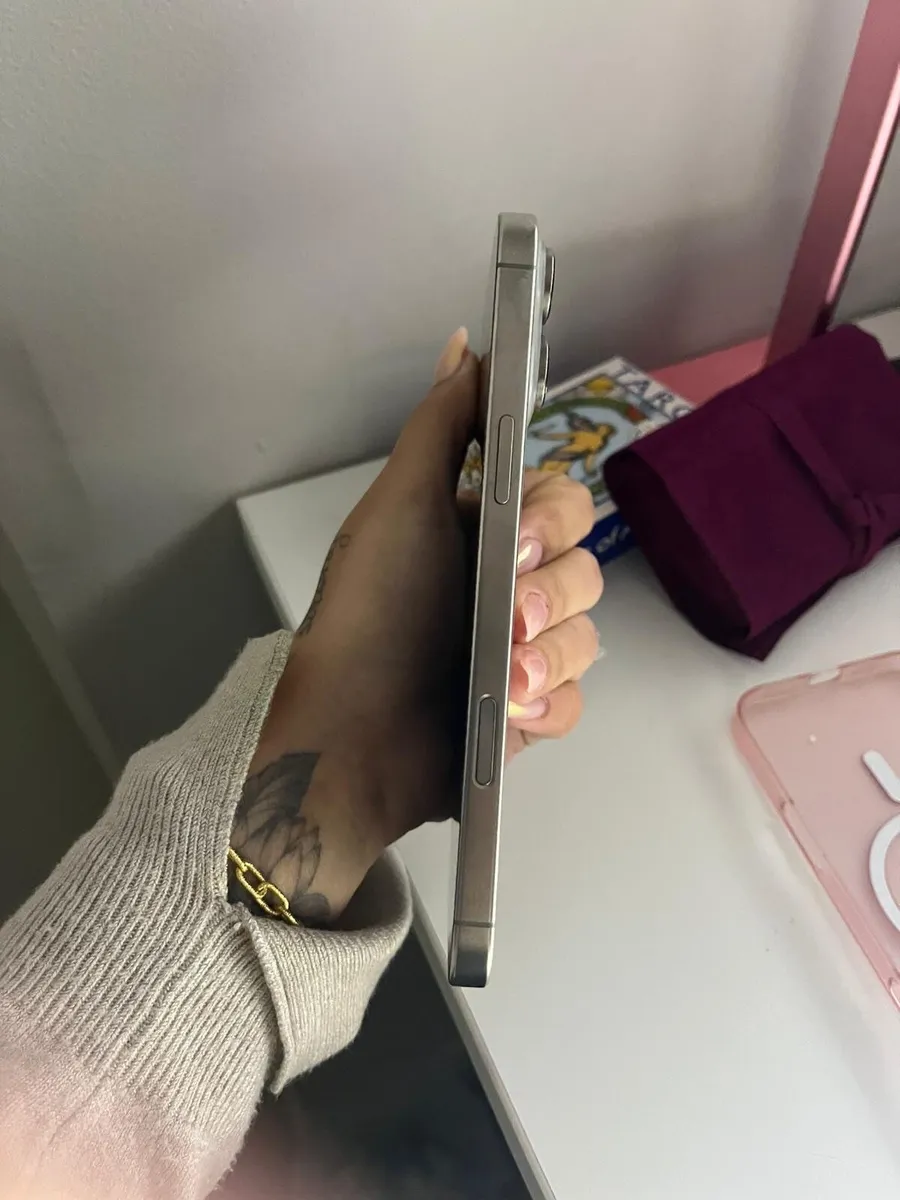 iPhone 16 Pro Max 512BG - Image 3
