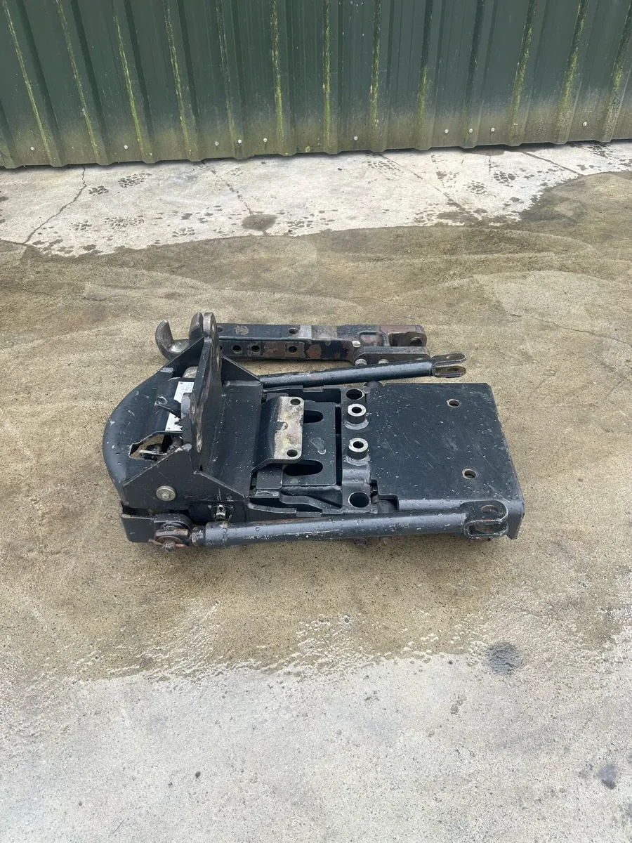 New Holland Tm hitch - Image 2
