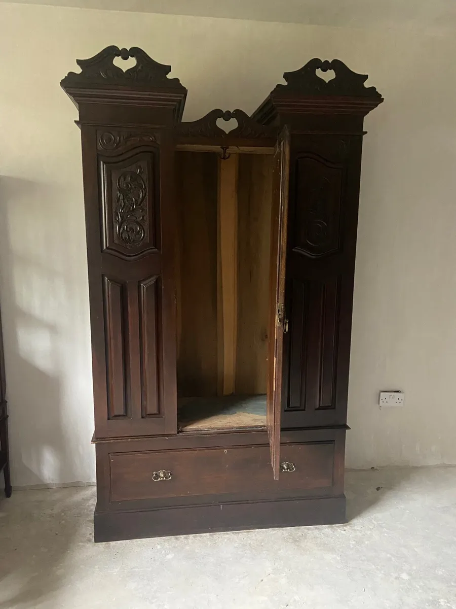 Victorian Wardrobe - Image 2