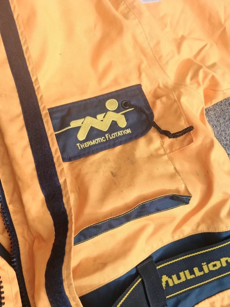 Mullion Aquafloat Supreme offshore drysuit. - Image 3