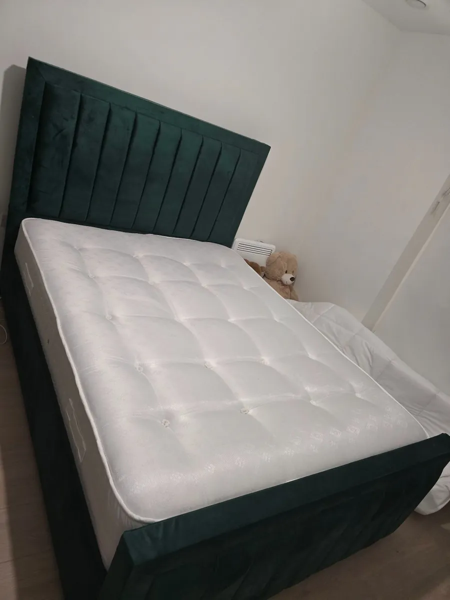 Luxury Emerald Green Bed + Mattress – Bought Feb 2