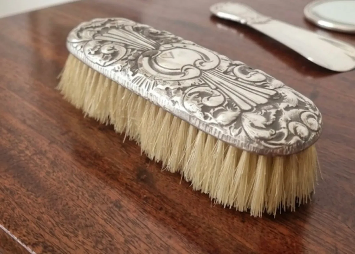 Antique Silver Mounted Clothes Brush - Image 2