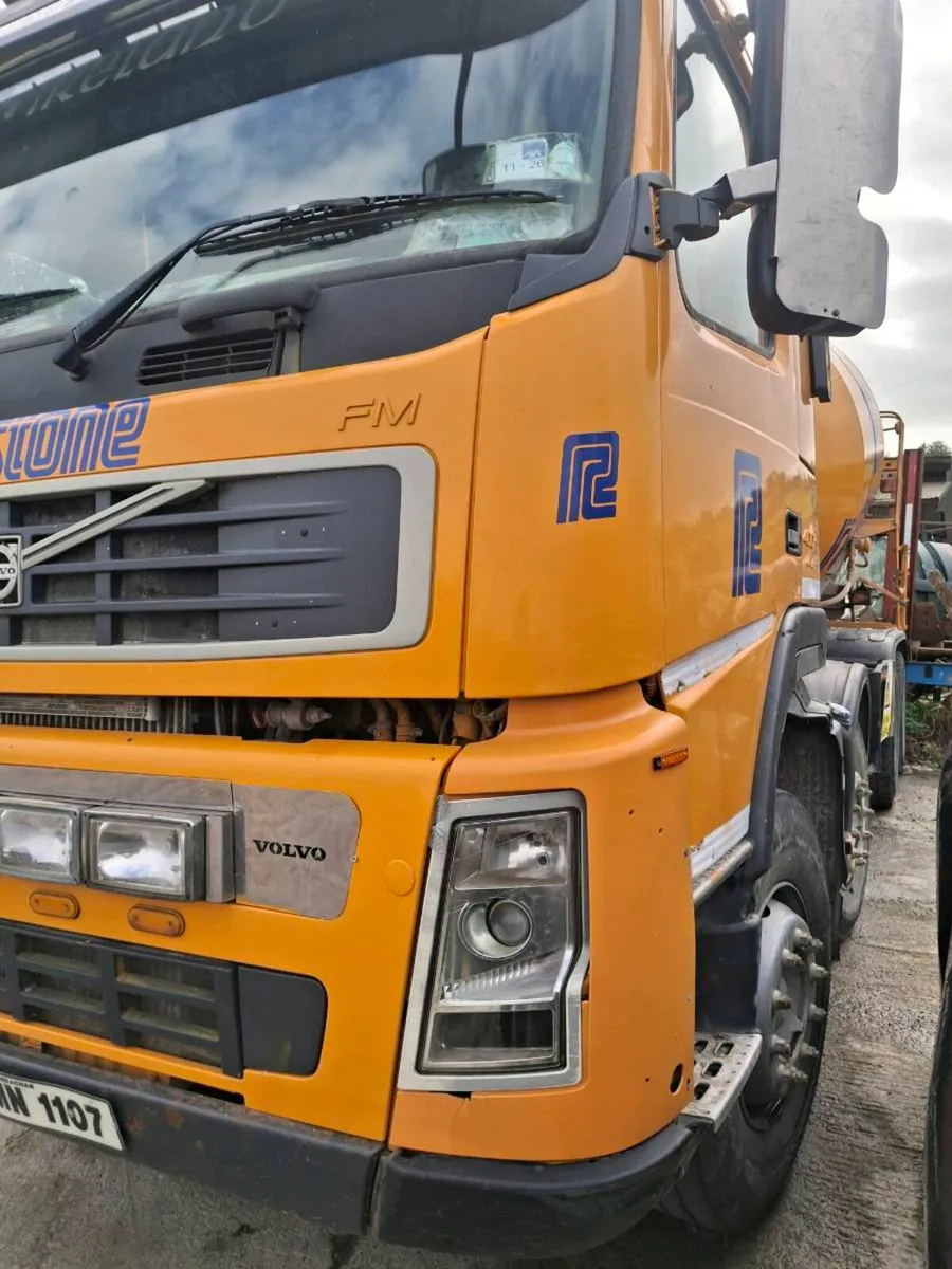 concrere lorry - Image 2