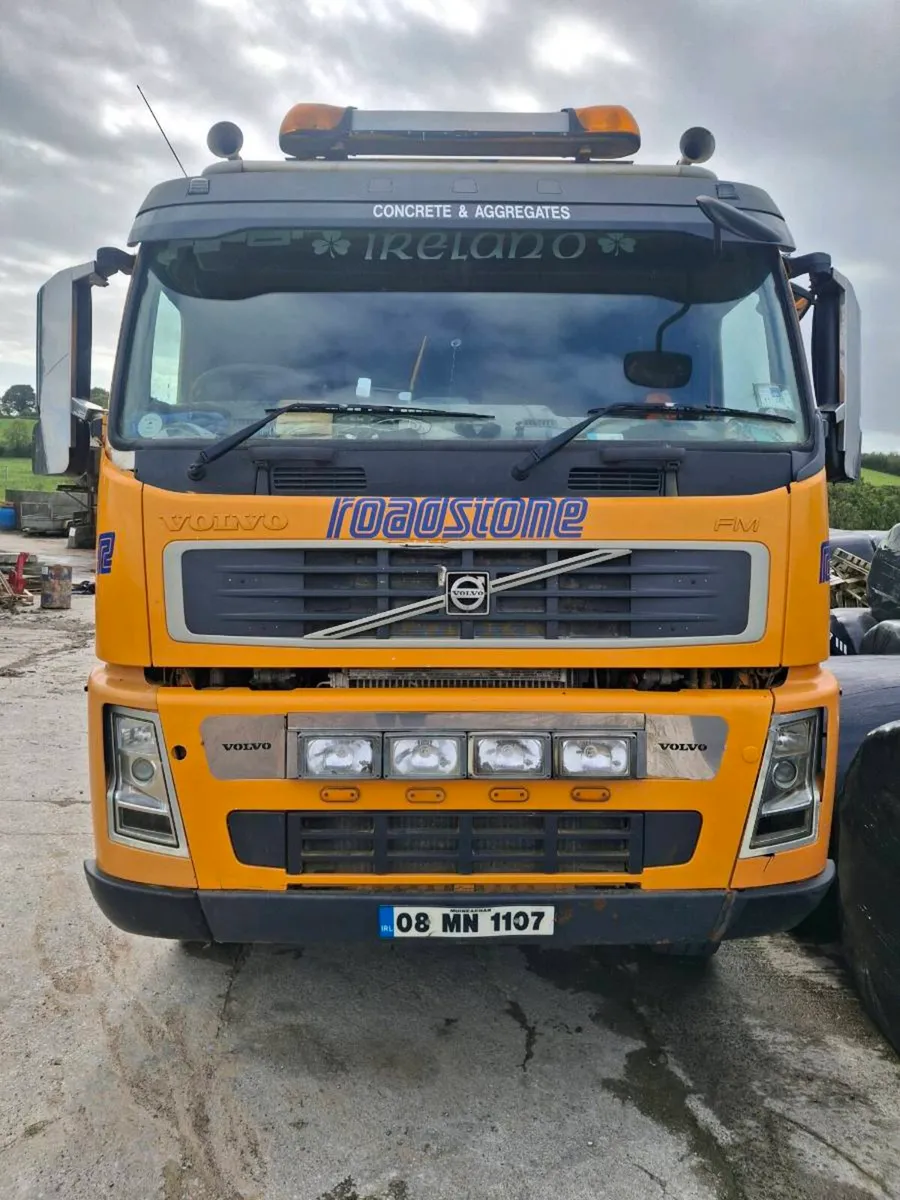 concrere lorry - Image 1