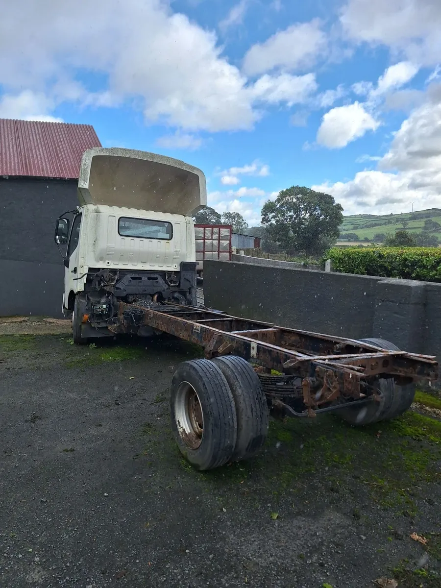 HINO 300 for breaking - Image 4