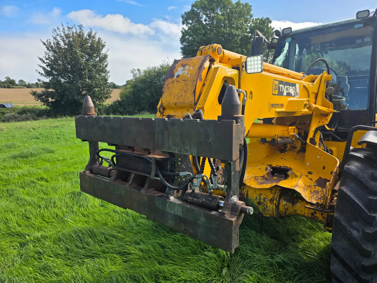 Jcb tm 300  no vat - Image 3