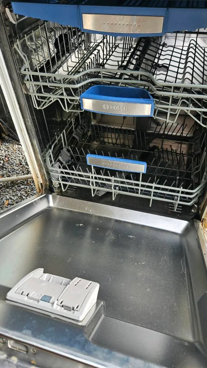Bosch Dishwasher - Image 2