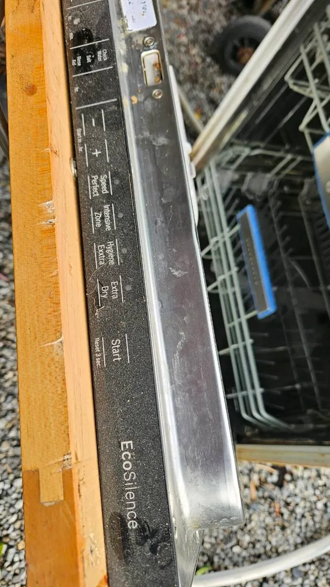 Bosch Dishwasher - Image 4