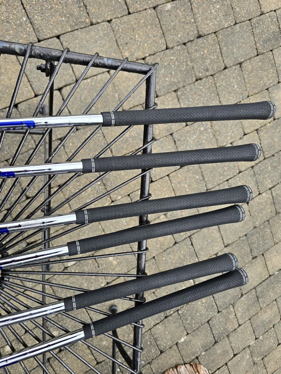 PING G 400 Irons - Image 4