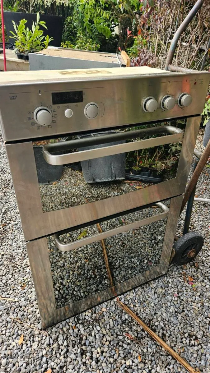 Built in Cooker Double Oven - Image 1