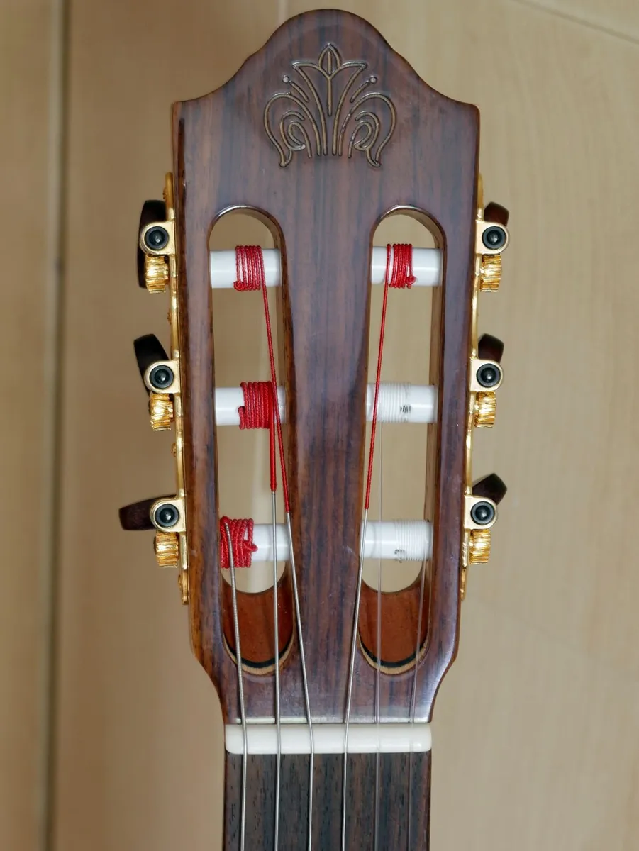 Kremona Fiesta FC 4/4 All-solid Classical guitar - Image 2