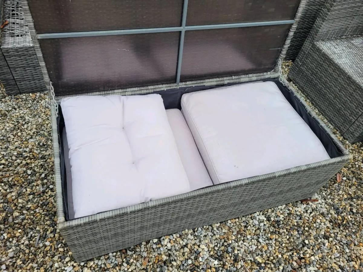 Garden furniture - Image 3