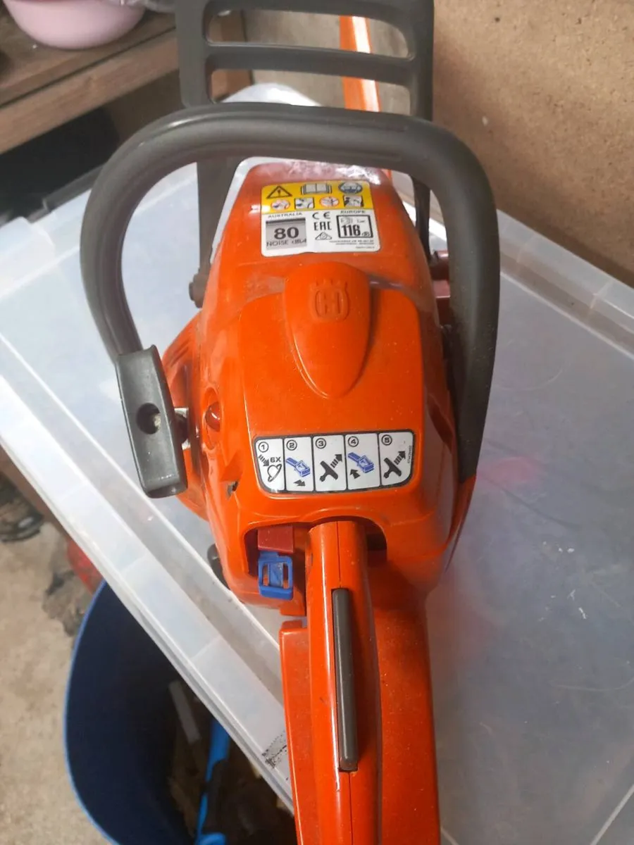Husquvarna 120 chainsaw - Image 2
