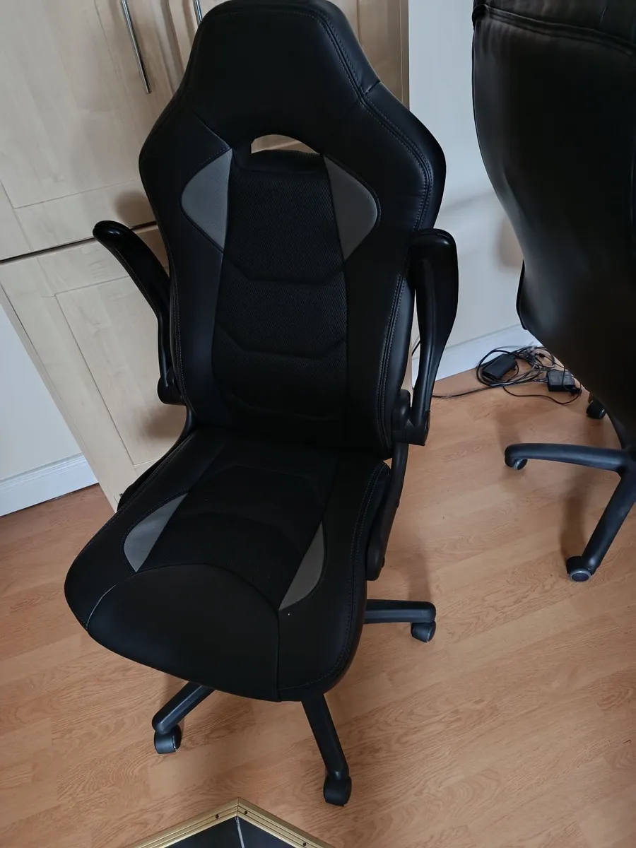 New office chair - Image 1