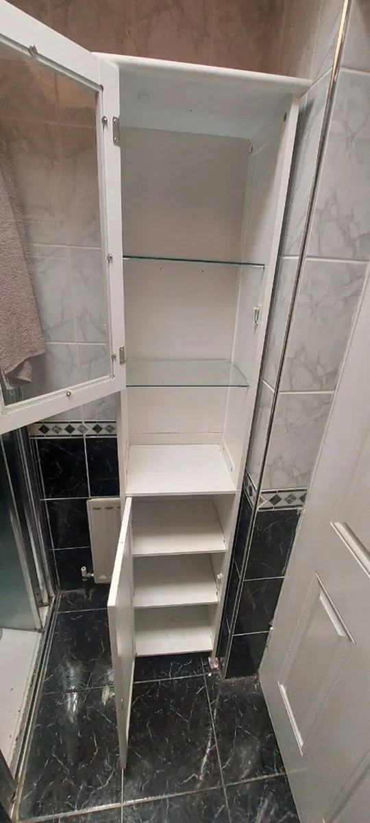 Bathroom  cabinet - Image 2