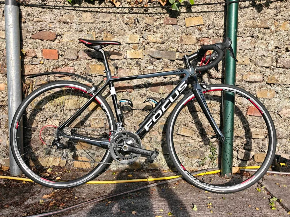 Cayo Focus Carbon Fibre Road Bike - Image 1