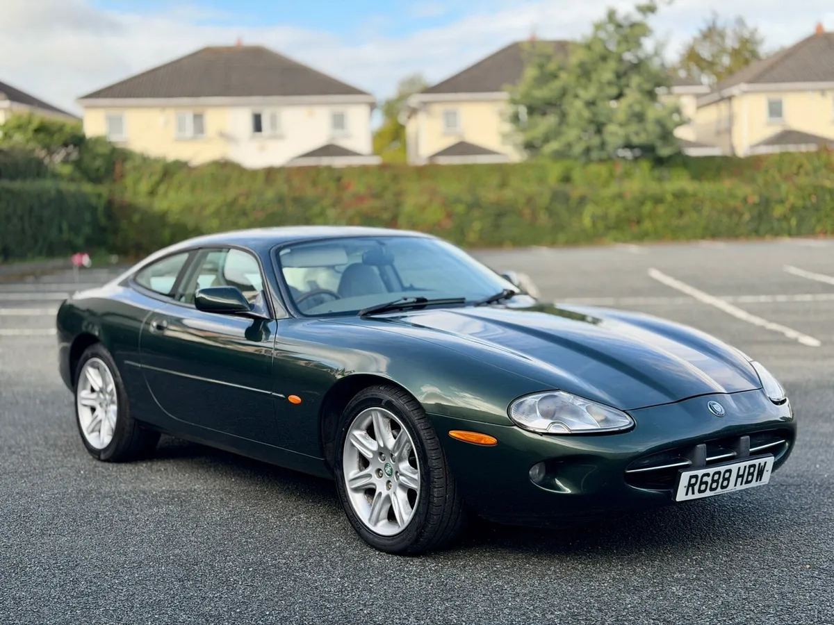 1998 JAGUAR XK8 4.0 V8 - Image 1