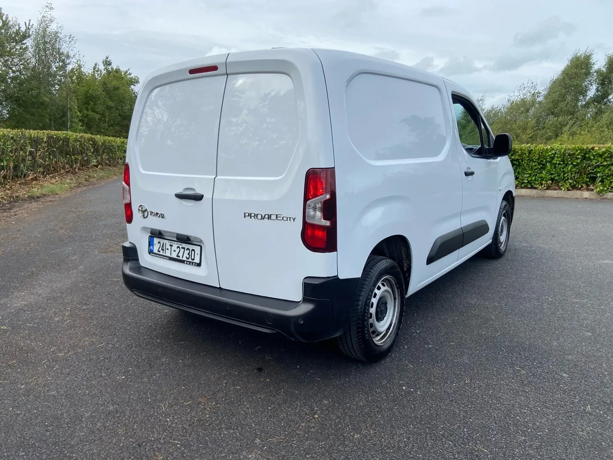 2024 TOYOTA PROACE CITY 1.5 GX SWB – 650KG - Image 3