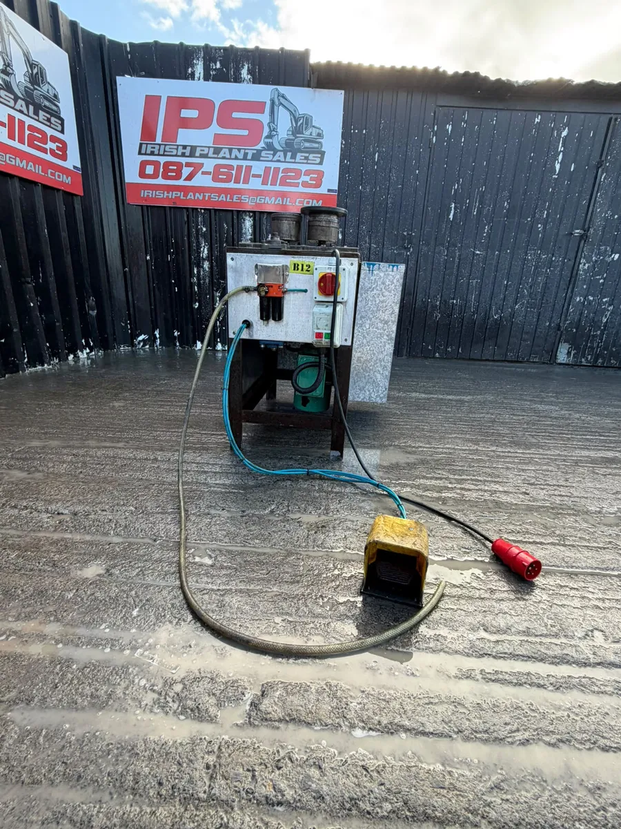 industrial rebar and steel pipe bending machine - Image 4
