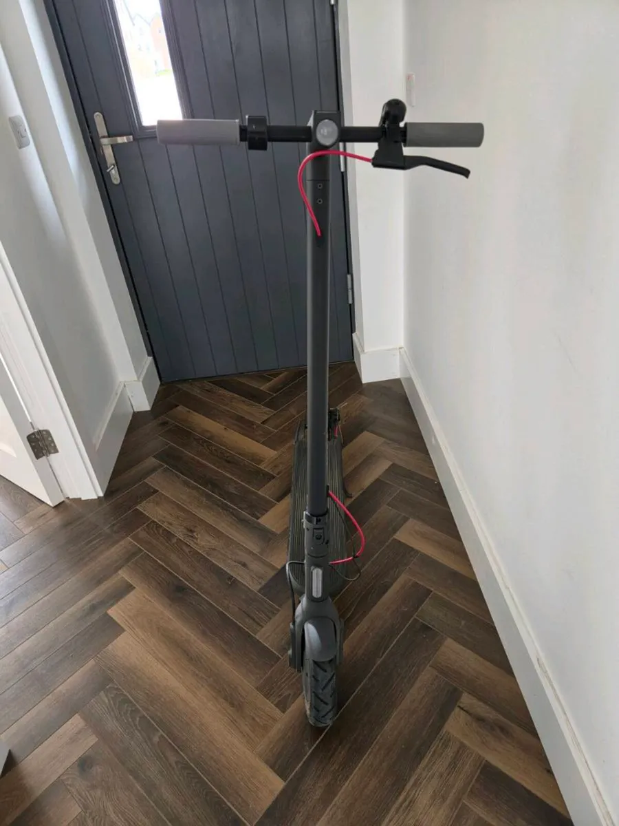 Xiaomi Electric Scooter 4 Pro – Fully Working - Image 2