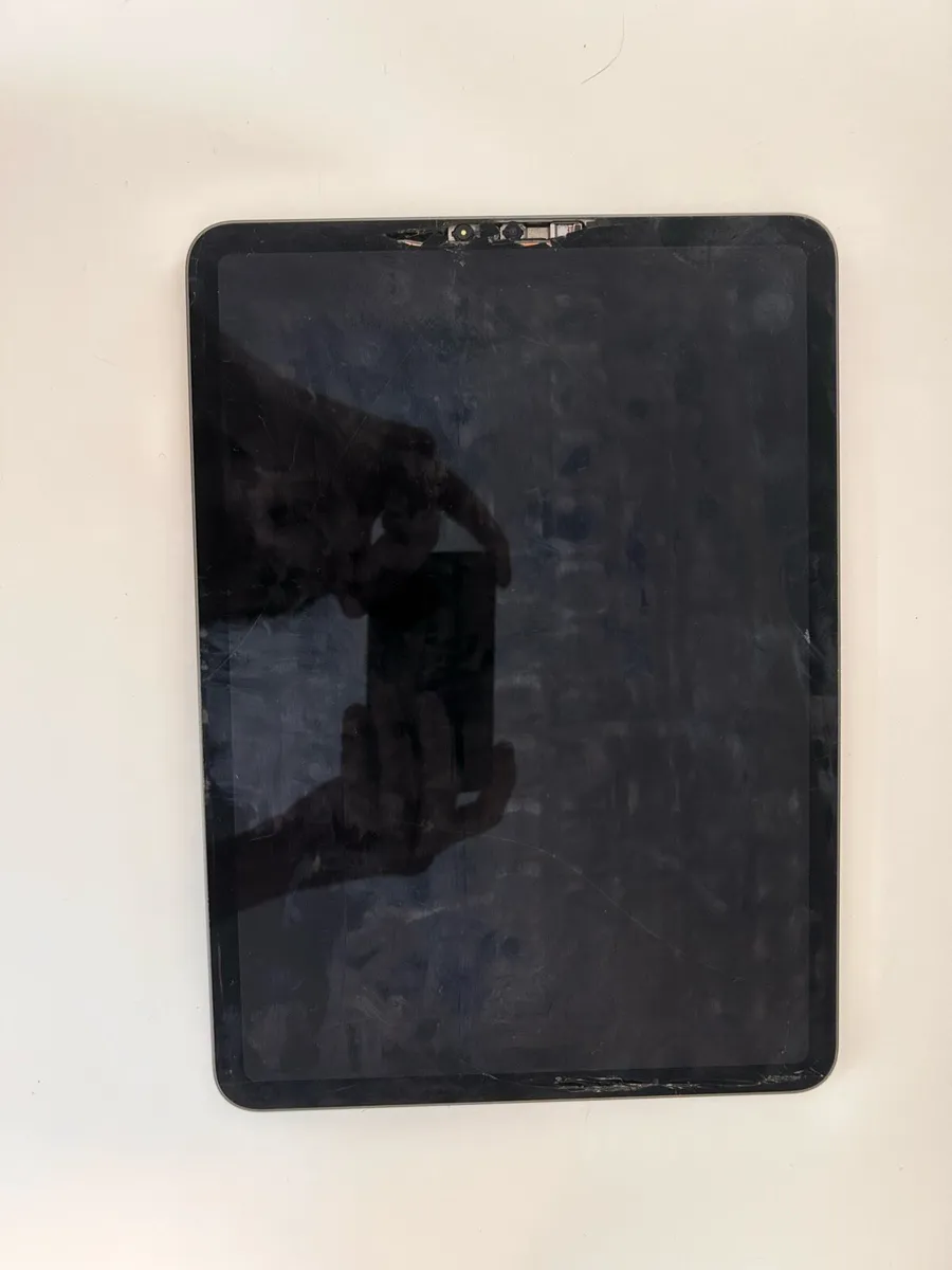 iPad Pro 3rd Gen, 11 inch, 2021 - Image 2