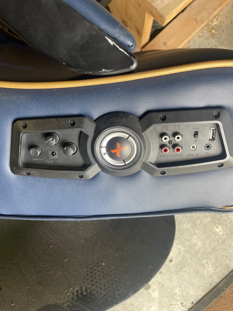 Gaming Chair - Image 2
