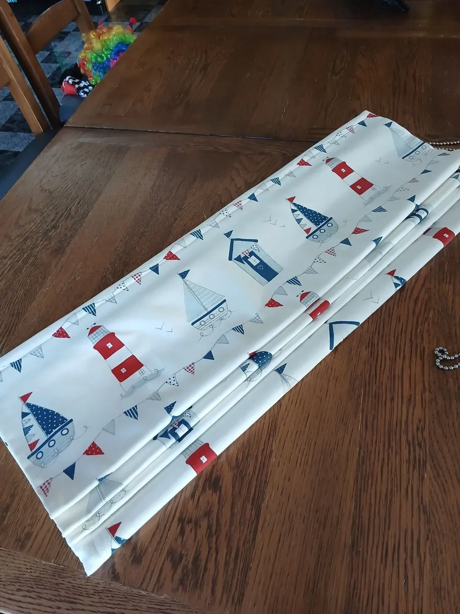 Roman blind brand new - Image 1