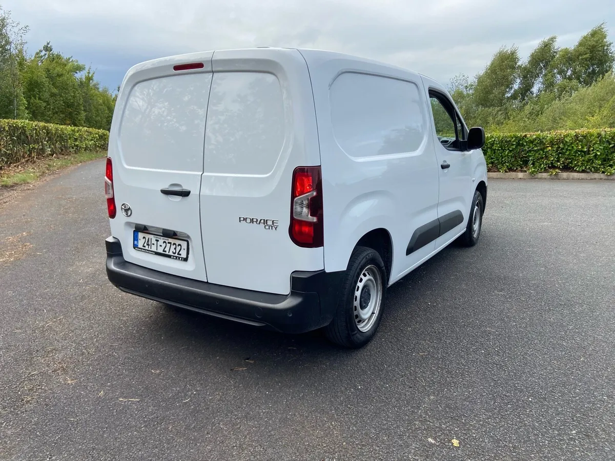 2024 Toyota Proace City 1.5 Diesel GX SWB 650KG - Image 3