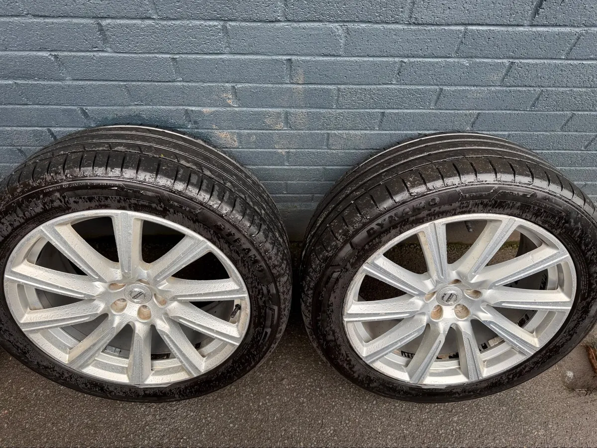 20” Volvo XC90 Alloy Wheels with Tyres - Image 3