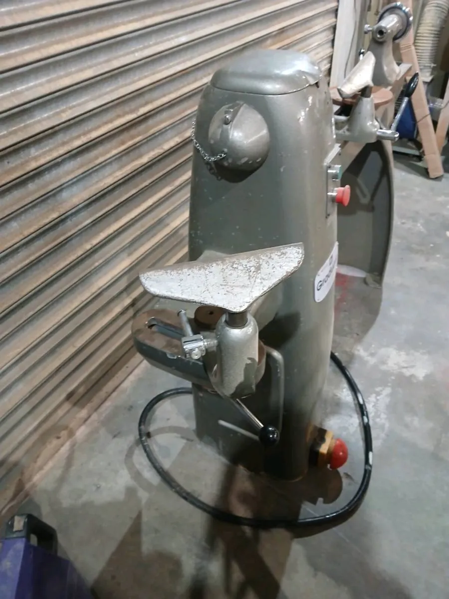Union graduate lathe - Image 2